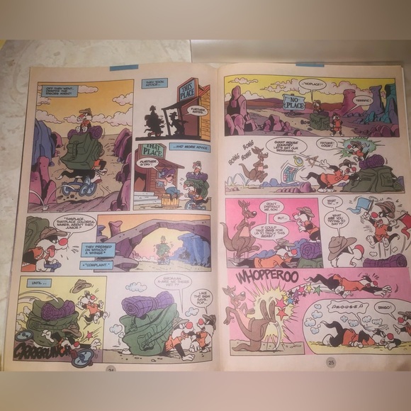 COMIC BOOK 📚LOONEY TUNES 1994 - Picture 2 of 3